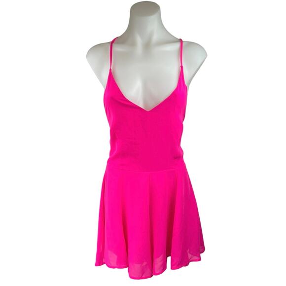 Lush Pink Sleeveless V-neck Cami Camisole Mini Fit & Flare Jumpsuit Romper Sz M - Picture 1 of 5